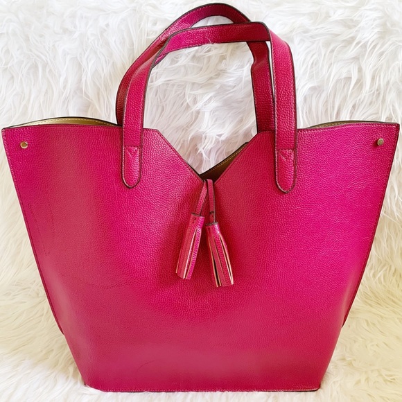 Neiman Marcus Handbags - Neiman Marcus Bag